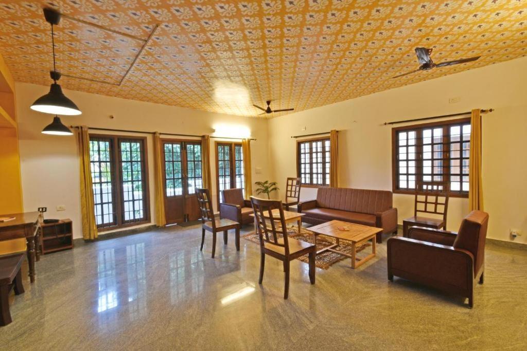 Villa Close To Rock Beach-Family Room Puduččéri Exteriér fotografie